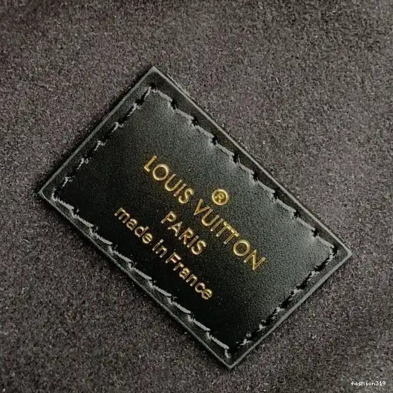 TOUPIE VUITTON LOUIS 0324